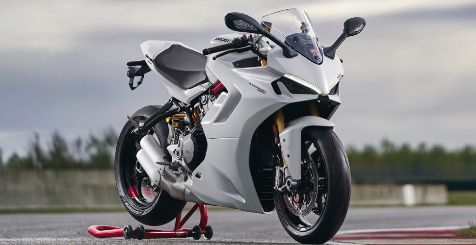 Production of the new SuperSport 950